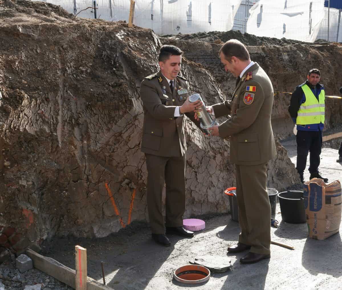 noul pavilion al spitalului militar a fost sfințit. o capsulă a timpului a fost îngropată în fundația clădirii