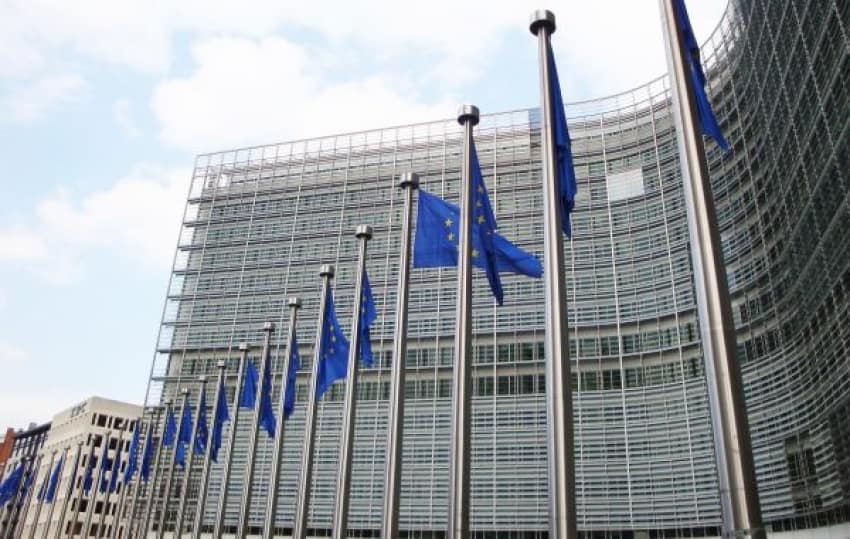 uniunea europeană interzice produsele fabricate cu muncă forțată