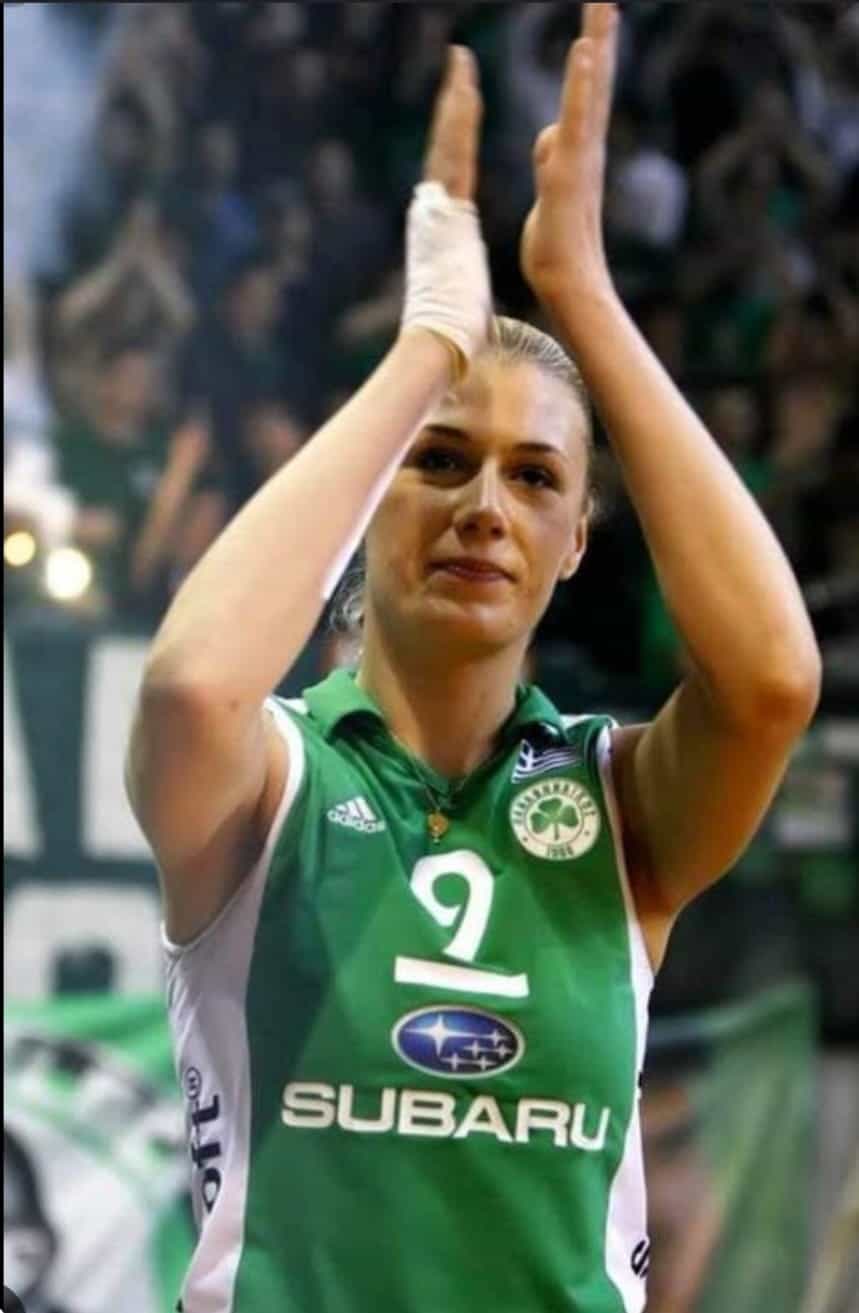 a murit fosta voleibalistă internațională, ruxandra dumitrescu. era stabilită la sibiu și antrena copii la alpha volleyball