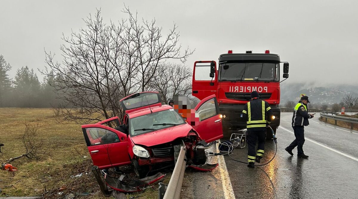 șofer din sibiu implicat într-un accident mortal, la tulnici. pasagerul a murit (foto)