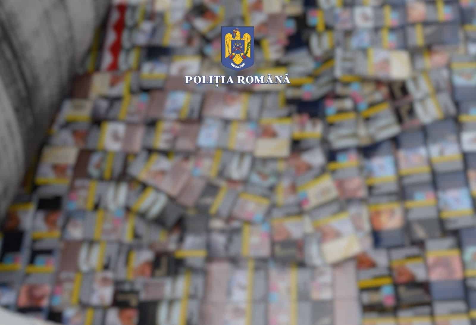 Șofer bulgar prins cu țigări de contrabandă pe Valea Oltului. Politiștii au găsit aproape 50.000 de țigarete (foto)