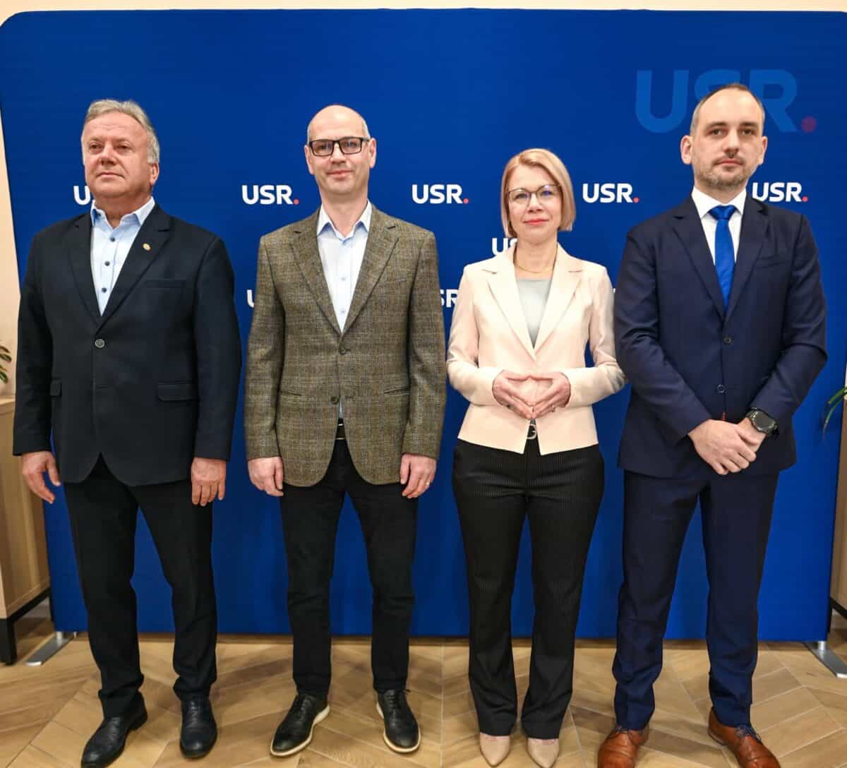 Ruxandra Cibu Deaconu, pentru primar al Municipiului Sibiu, și Adrian Echert, pentru președinte al Consiliului Județean, sunt candidații desemnați de Alianța Dreapta Unită în Sibiu (C.P)