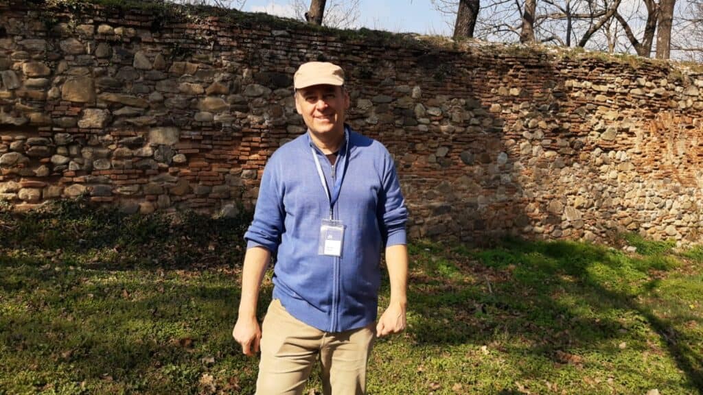 sibienii s-au plimbat sâmbătă prin „catacombele” bastionului soldisch. muzeograf: „pot deveni un obiectiv turistic important” (foto, video)