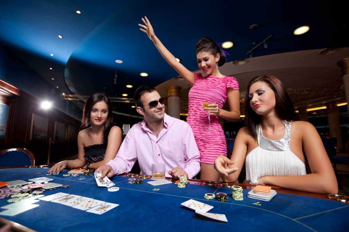 reguli de etichetă în poker: elemente esențiale de care să ții cont atât live, cât și online