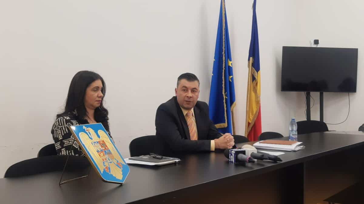 Cazurile de înșelăciune din mediul online le dau bătăi de cap procurorilor din Sibiu. „Necesită o cooperare internațională”