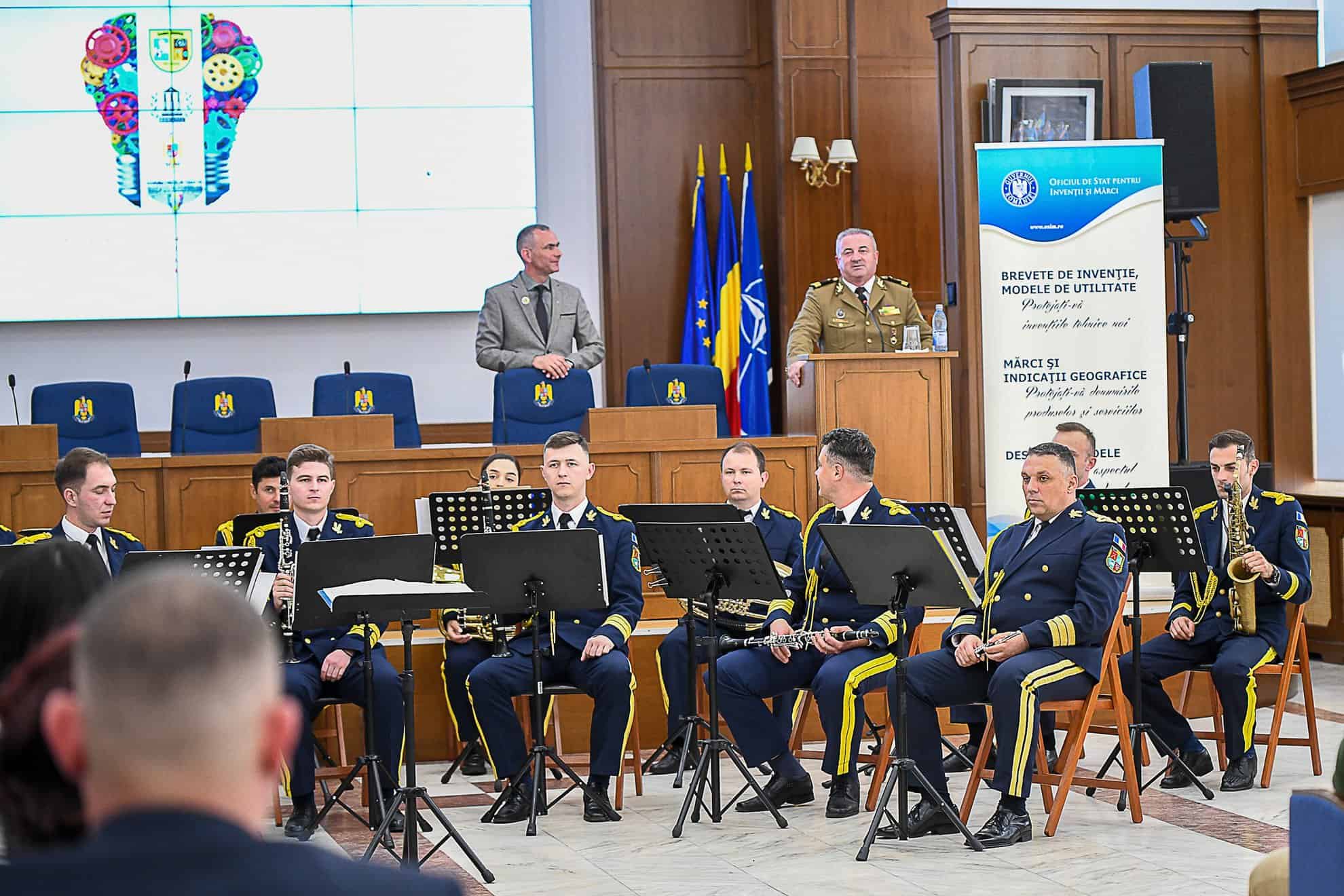 peste 40 de invenţii și inovaţii militare prezentate la sibiu de către studenți militari și cercetători din românia și alte 3 țări (foto)