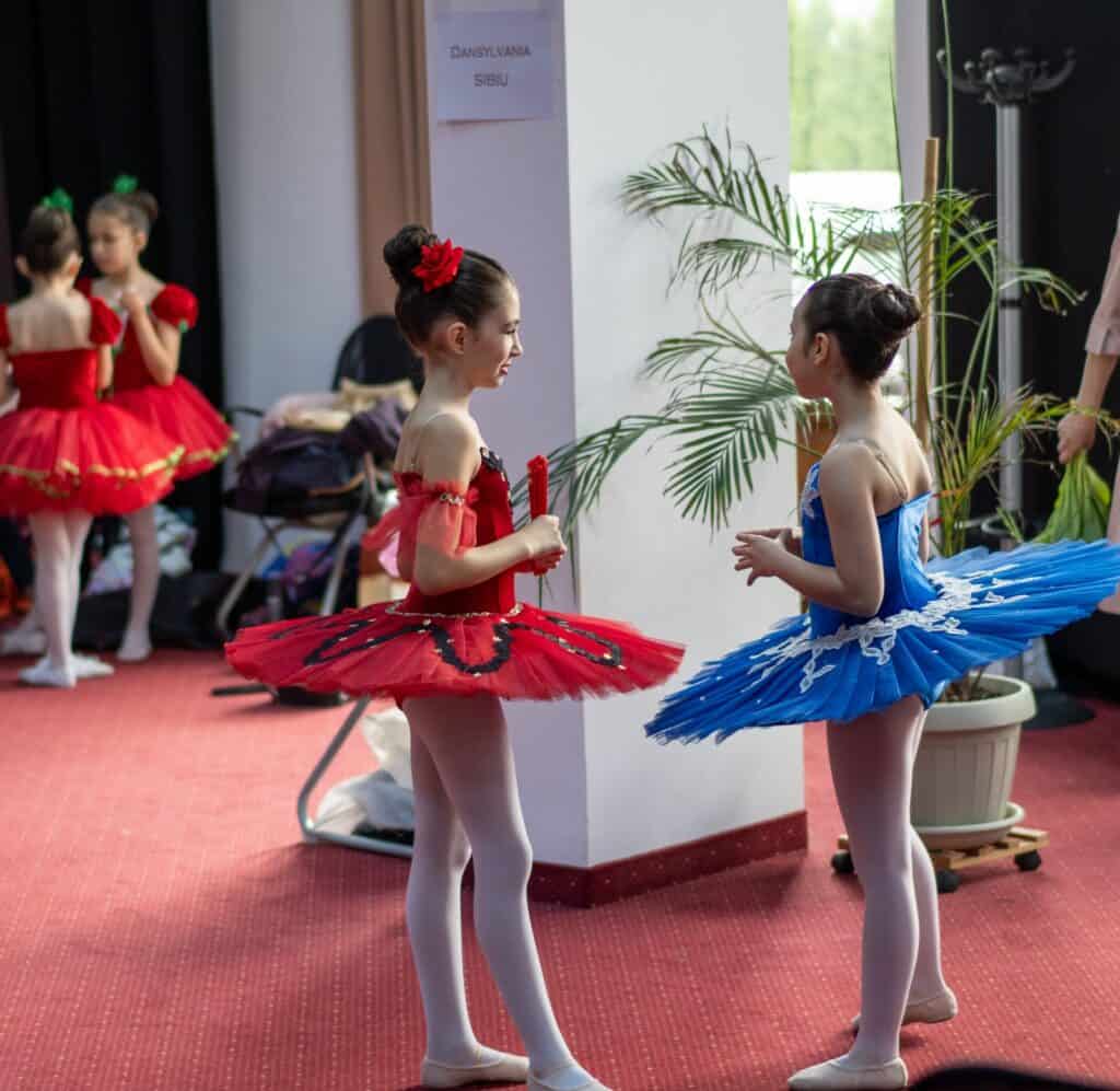 dansylvania, competiție în pași de dans la casa de cultură din cisnădie