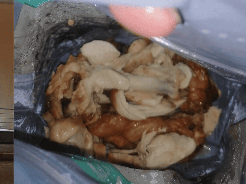 pulpe prăjite stricate la vânzare într-un magazin mega image din sibiu. o mămică se revoltă: „carnea era verde și mirosea urât” (foto video)
