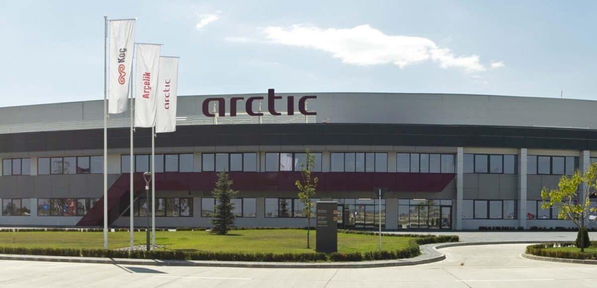 arçelik și whirlpool au bătut palma și au creat beko europe. în tranzacție au intrat și fabricile arctic din românia