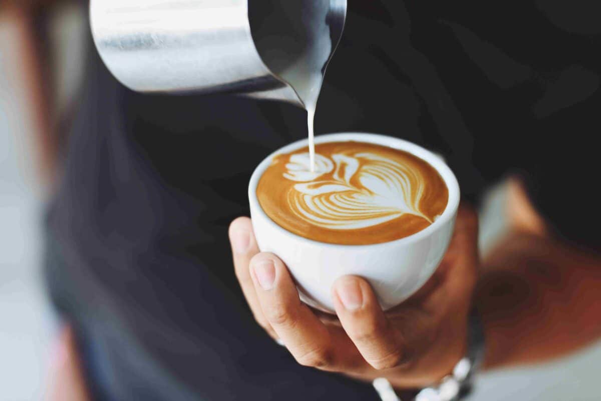4 mituri demontate despre cafea
