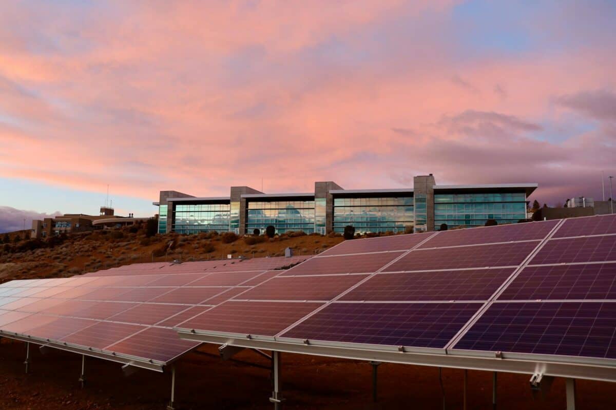 solar energy panels near the modern building