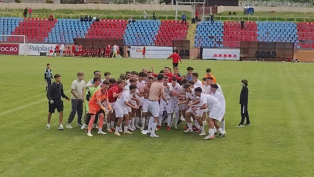 fc hermannstadt a eliminat pe csc șelimbăr în sferturile campionatului național u 17