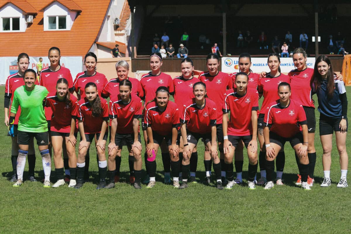 echipa feminină academia de fotbal măgura, în pericol să nu joace în superliga datorită lipsei de bani