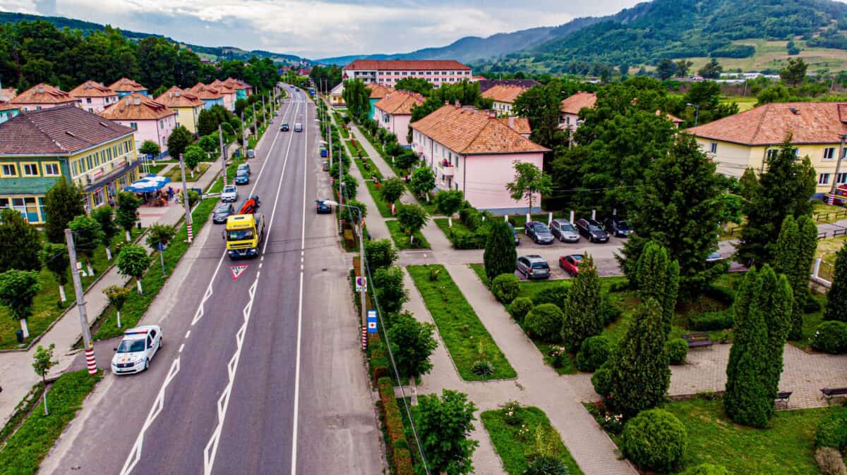 petiție pentru introducerea de autobuze electrice în copșa mică