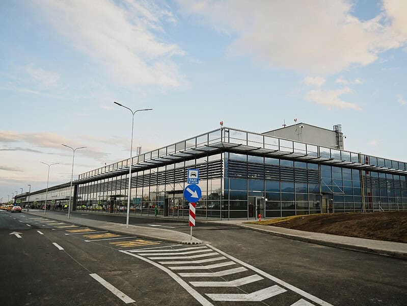 județul sibiu are unul dintre cele mai moderne aeroporturi din românia