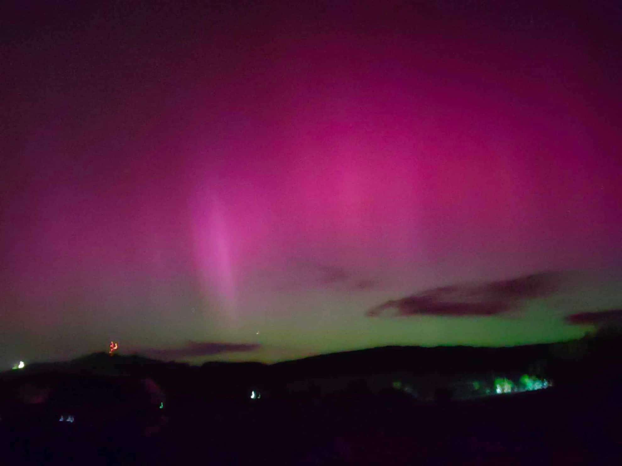 Imagini inedite cu aurora boreală vizibilă din Sibiu