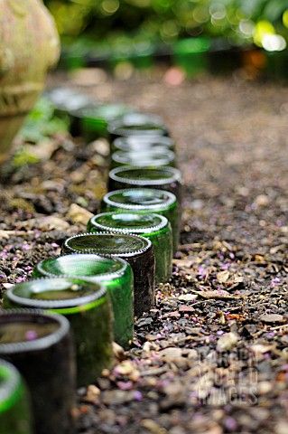 cum să-ți amenajezi grădina de vară cu materiale reciclabile