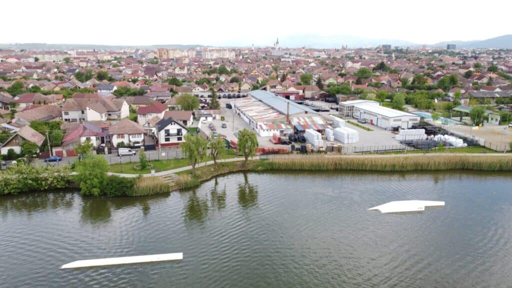 doar pasionații sporturilor nautice au inaugurat sezonul 2024 la lacul binder pe 1 mai (foto video)