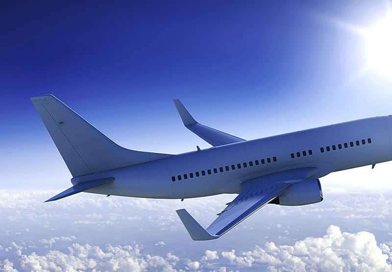 companiile aeriene din românia anchetate de consiliul concurenței din cauza prețurilor mari la biletele de avion