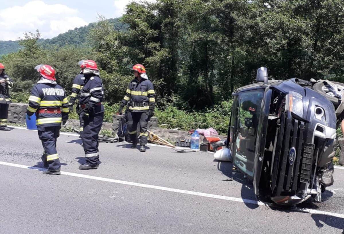 mașină condusă de un bulgar, răsturnată marți pe valea oltului