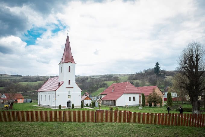 evenimente de aniversare a celor 200 de ani ai bisericii din brădeni. arhiereul daniil stoenescu va ţine o conferinţă