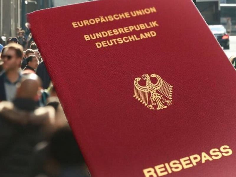 reforma naturalizării în germania simplifică obținerea dublei cetățenii pentru români