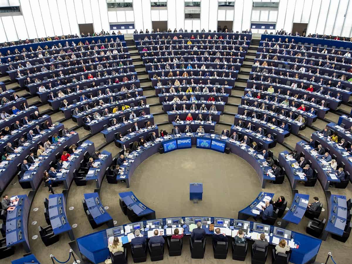 indemnizații de până la 8.000 de euro pentru politicienii români care nu au prins un loc în parlamentul european