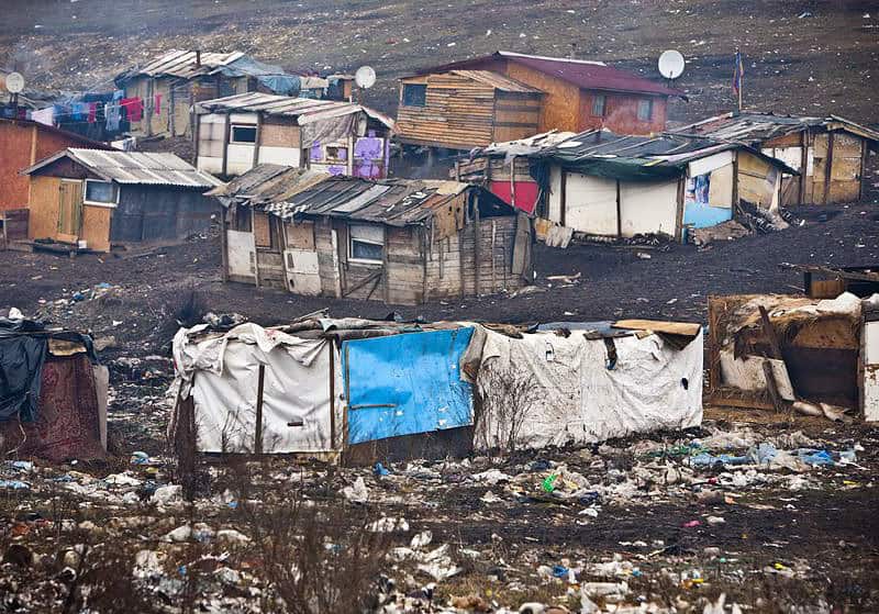 românii, cei mai expuși la sărăcie din uniunea europeană