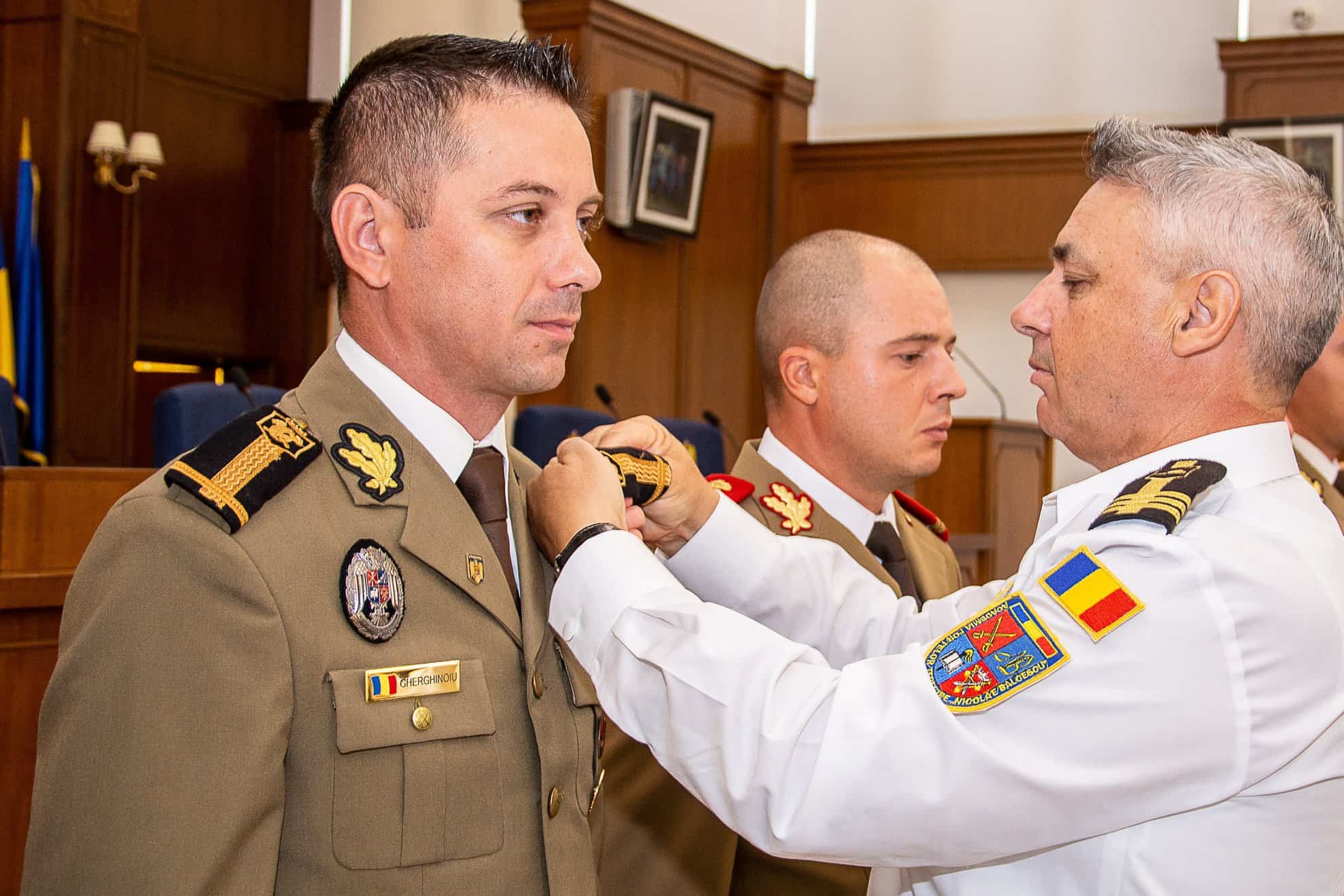 ceremonie de avansare în grad la academia forțelor terestre „nicolae bălcescu” din sibiu (foto)