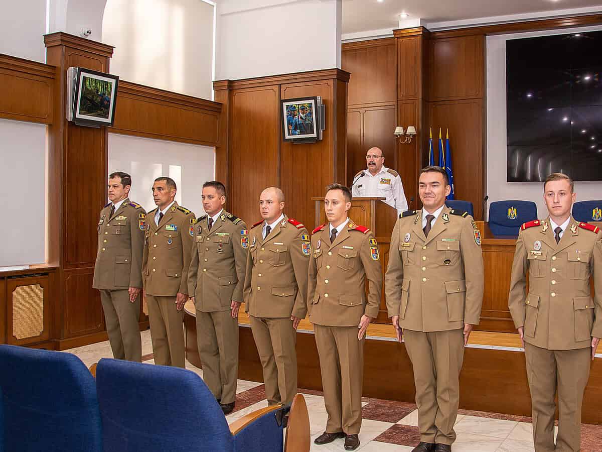 ceremonie de avansare în grad la academia forțelor terestre „nicolae bălcescu” din sibiu (foto)