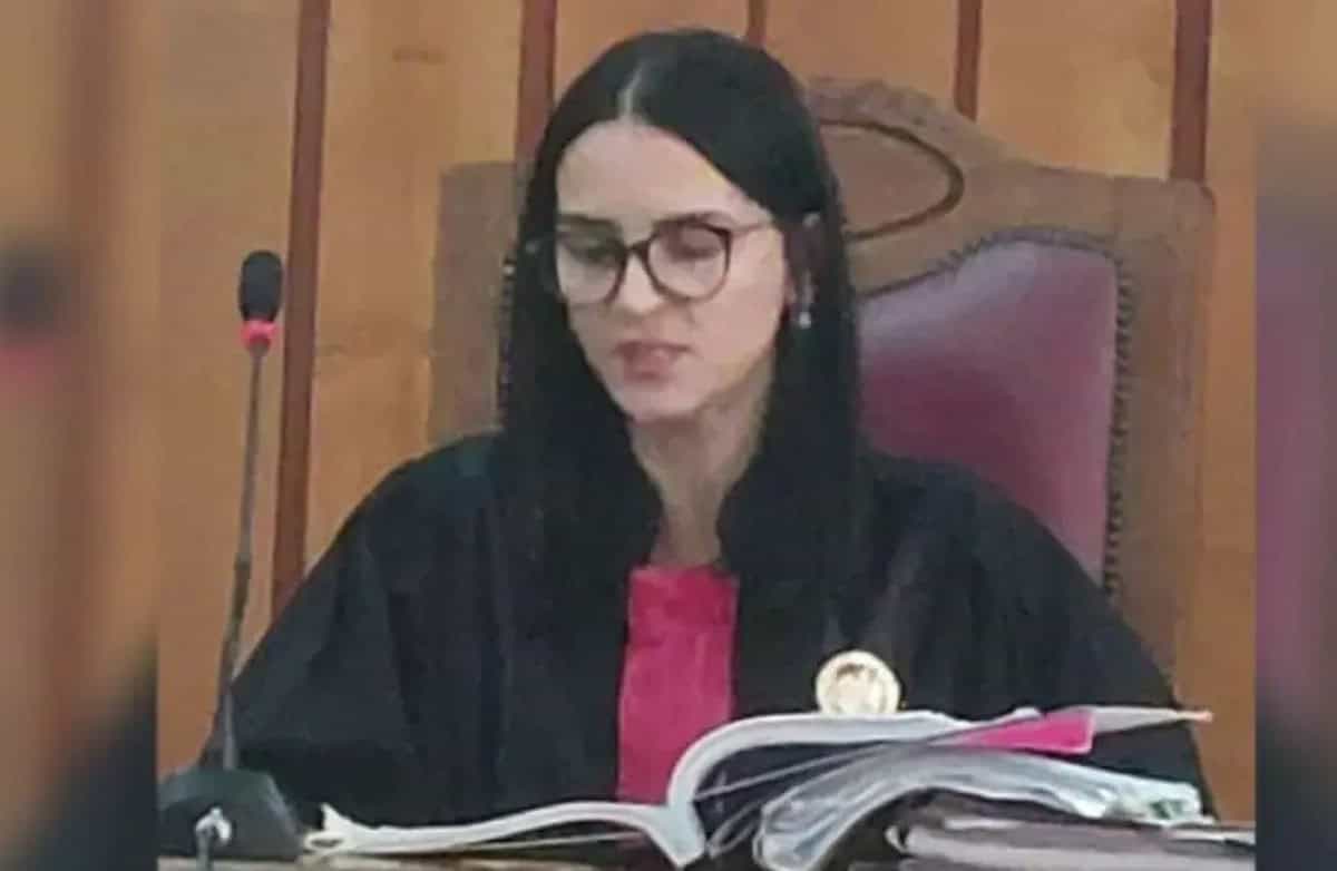judecătoarea ana maria chirilă, acuzată de legături cu mafia drogurilor, solicită mutarea în arest la domiciliu în sibiu