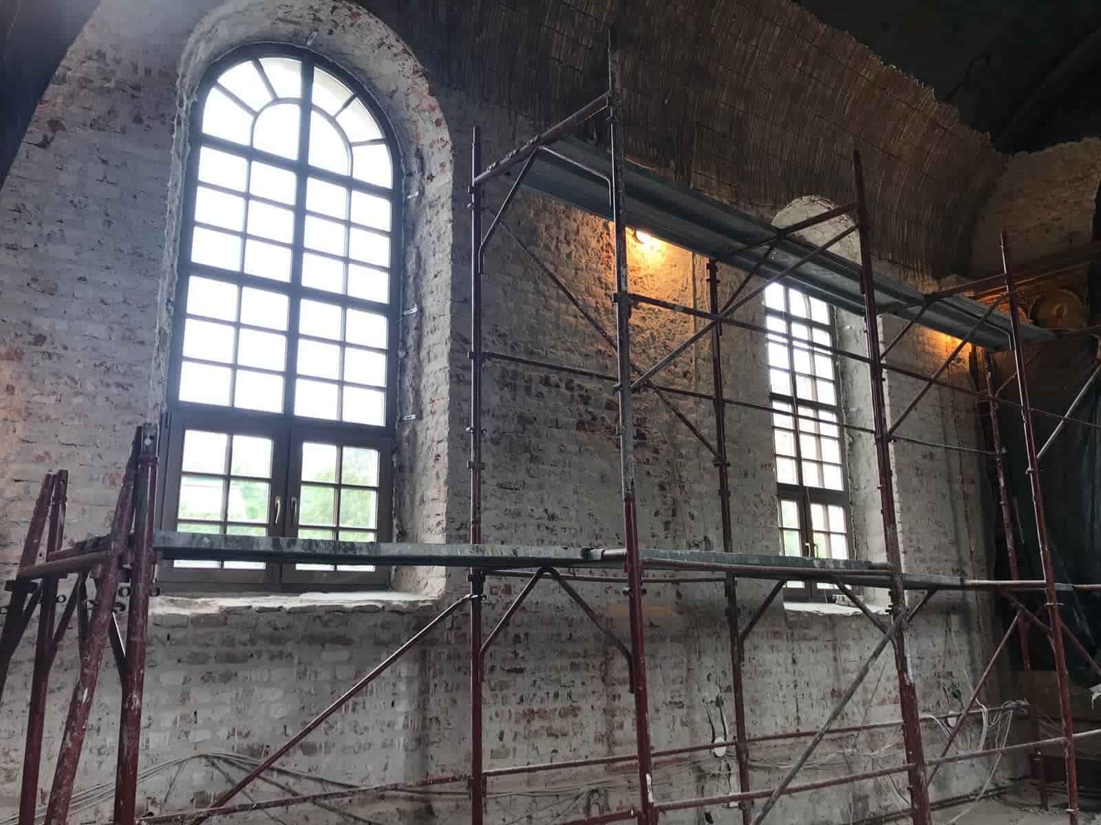 apel către sibieni: o biserică din gușterița veche de peste 150 de ani, are nevoie de peste 100.000 de euro pentru refacerea picturilor