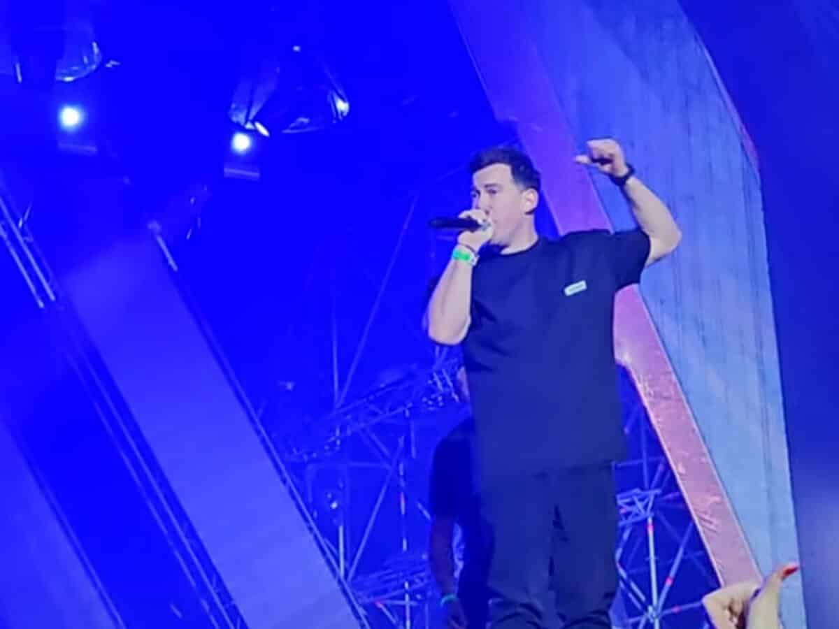 Scandal la festivalul Saga. DJ Hardwell a acuzat organizatorii că nu a fost plătit și a plecat de pe scena (video)