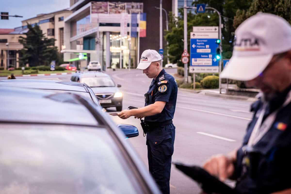 razie de amploare a poliției rutiere la sibiu. zeci de șoferi trași pe dreapta și testați pentru alcool și droguri