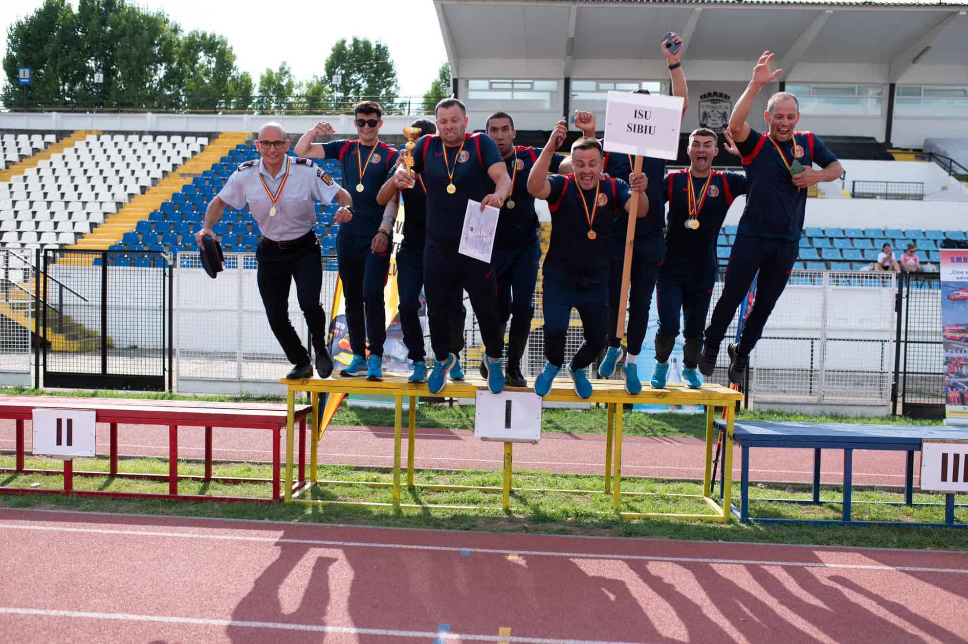 echipa isu sibiu campioană în etapa zonală a concursurilor serviciilor profesioniste pentru situații de urgență (foto)