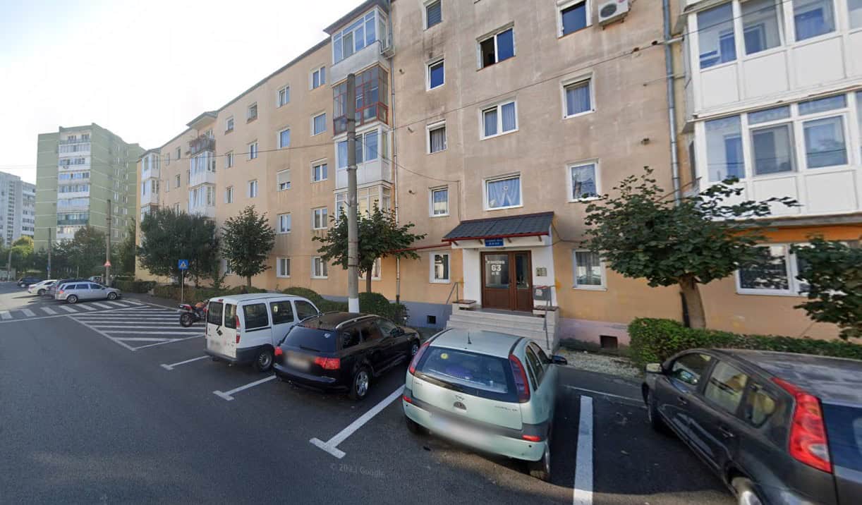 situație tensionată într-un bloc de pe rahovei infestat de gândacii dintr-un apartament închiriat