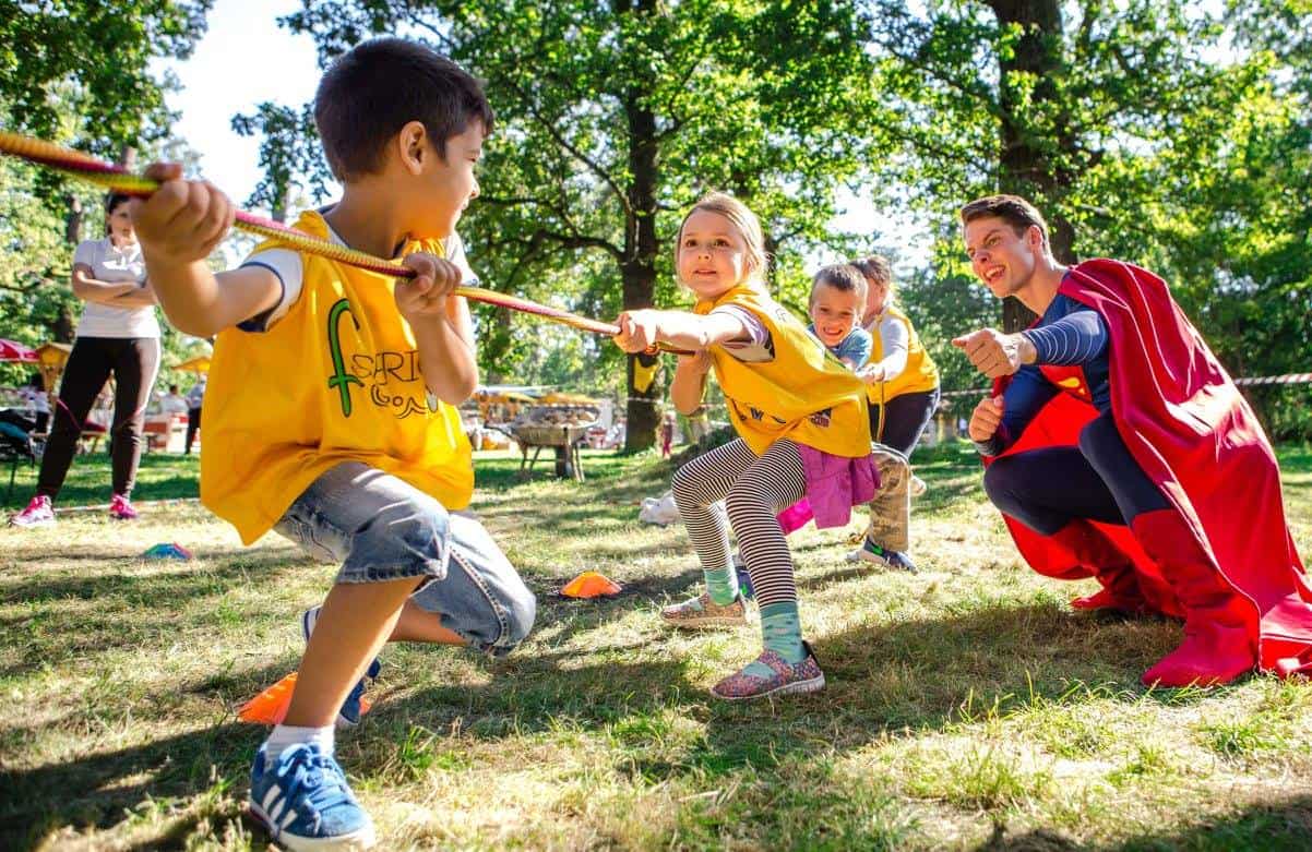 patru zile de retro festival la sibiul de odinioară. concerte cu no mercy, l.a., akcent, hara, semnal m și mulți alții în parcul tineretului!