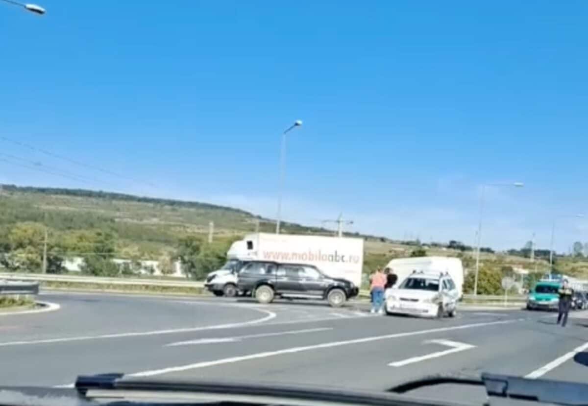 Accident pe autostrada A1 la intrarea dinspre Agnita (video)