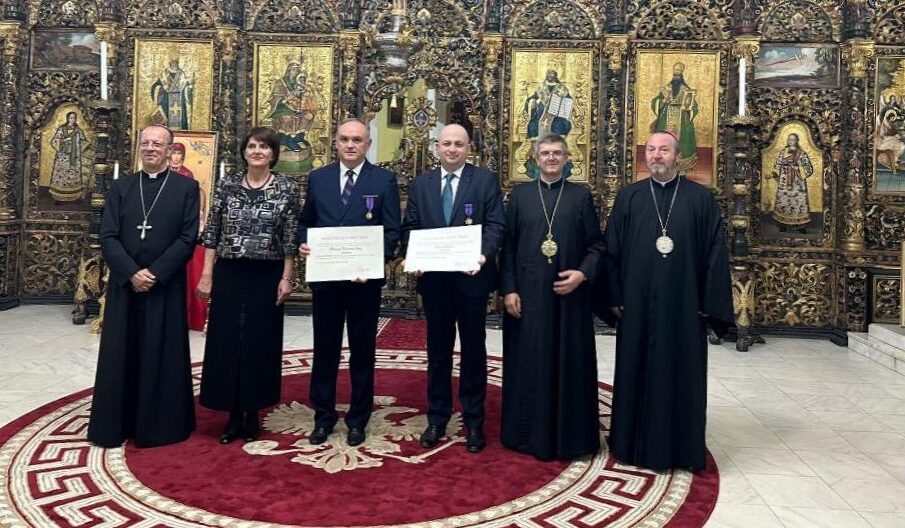 Papa Francisc l-a decorat pe deputatul FDGR, Ovidiu Ganț, cu Ordinul ”Pius al IX-lea” (foto)