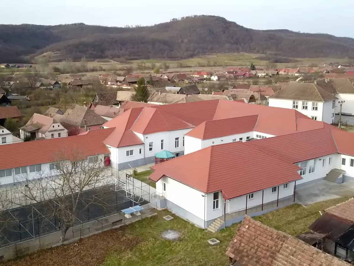 Investiții de aproape 4 milioane de lei pentru modernizarea centrelor de îngrijire din județul Sibiu