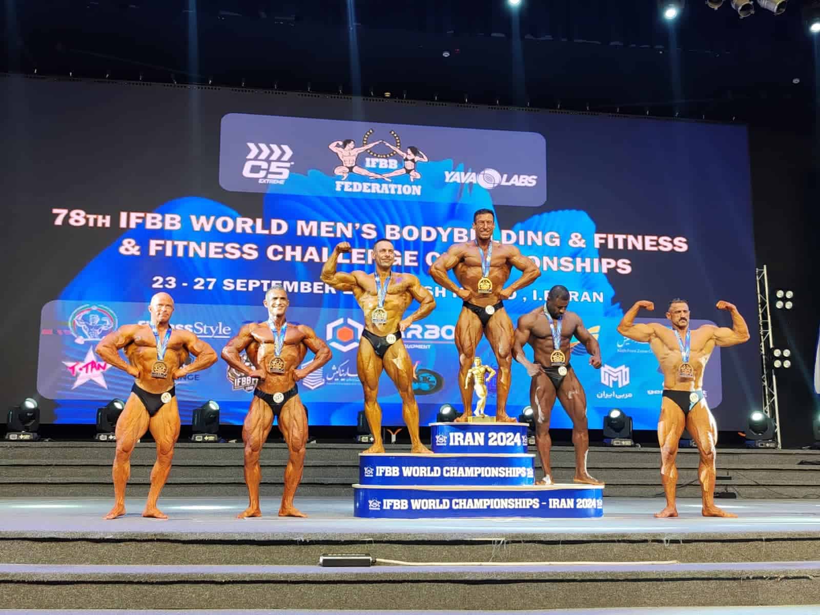 Sibianul Marcel Manea a ieșit din nou campion mondial la Culturism și Fitness. A luat medalia de aur în Iran (video)