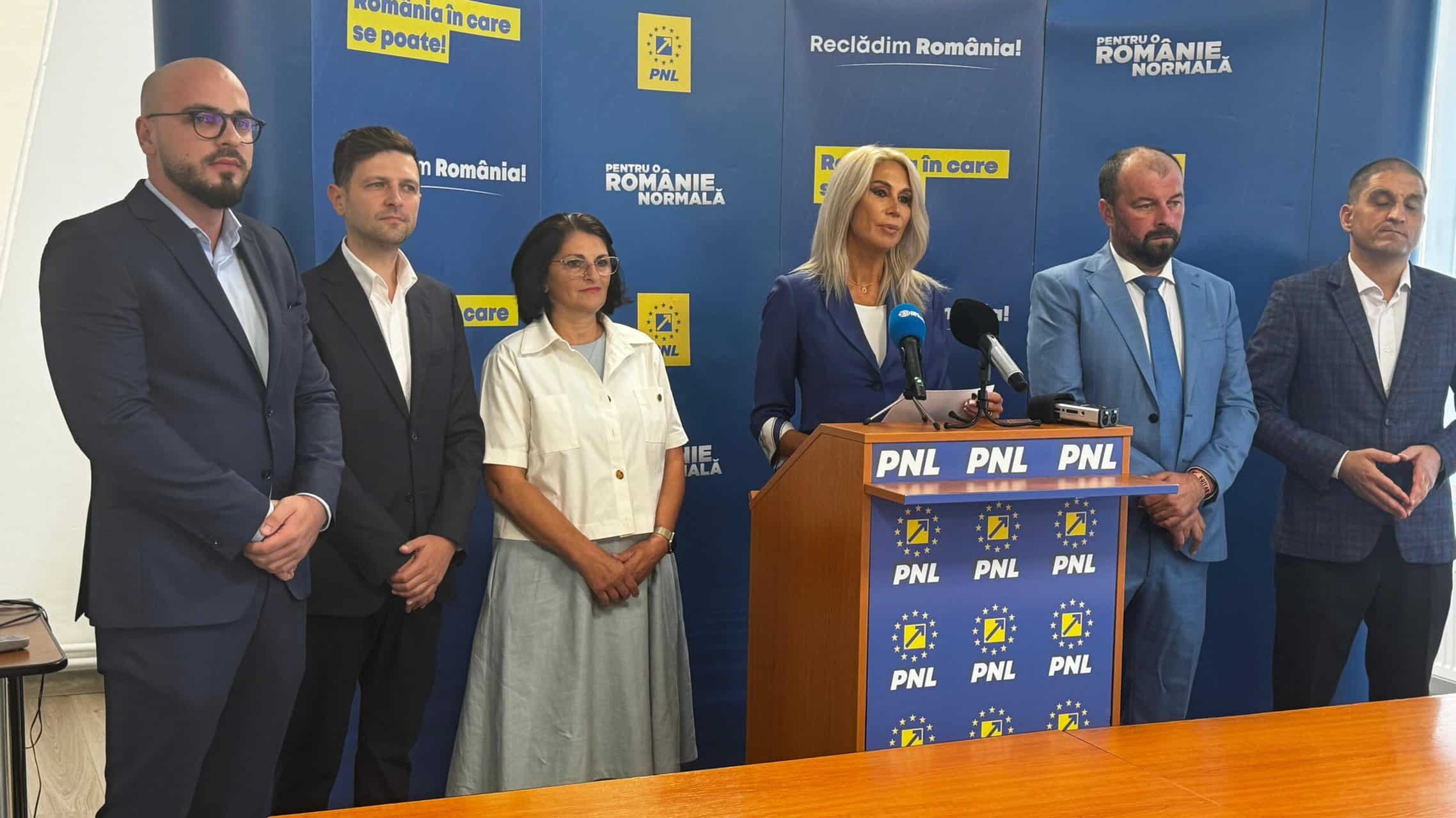 PNL Sibiu a prezentat candidații pentru Parlament. Ciprian Ștefan ocupă poziția 2 pentru Senat (video)