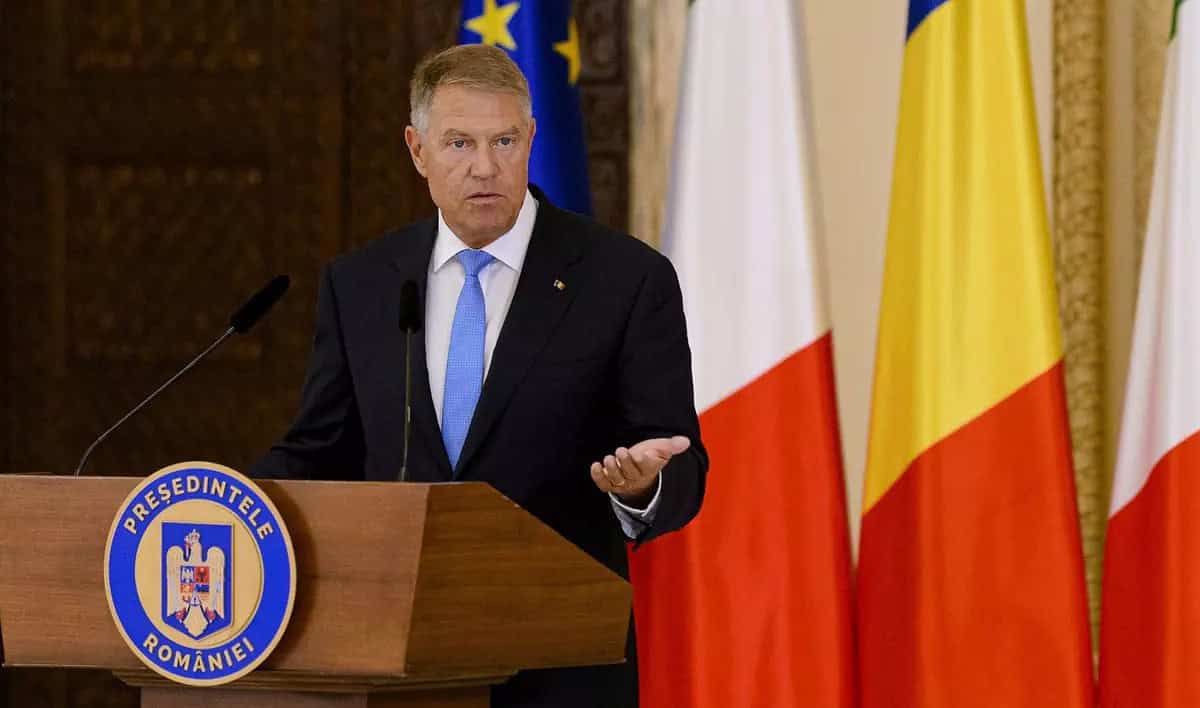 Klaus Iohannis amână desemnarea premierului. „După votarea președinților celor două camere”