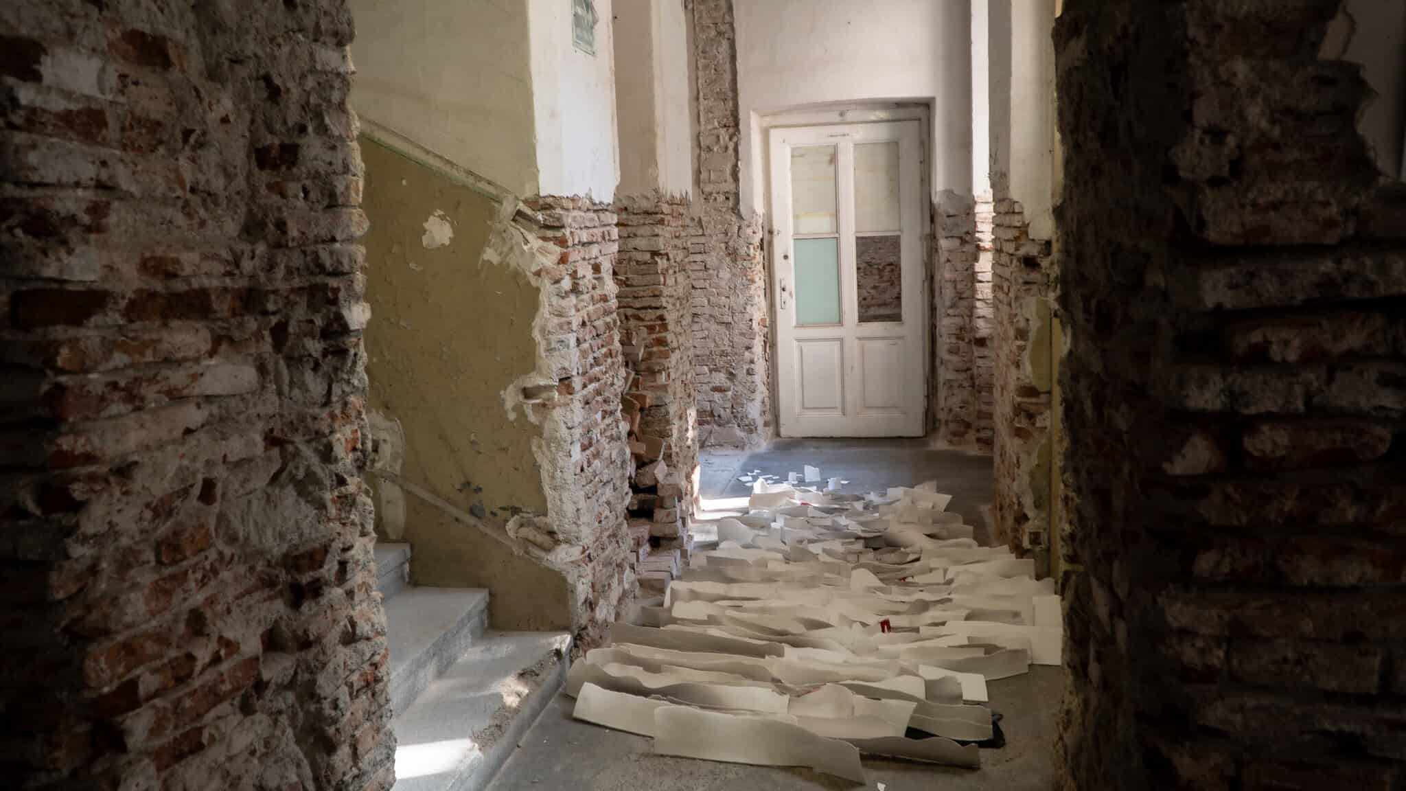 S-au redeschis catacombele de la Biserica Ursulinelor. Elevi ai fostului Colegiu Pedagogic emoționați după ce și-au revăzut școala după mai multe decenii (foto, video)