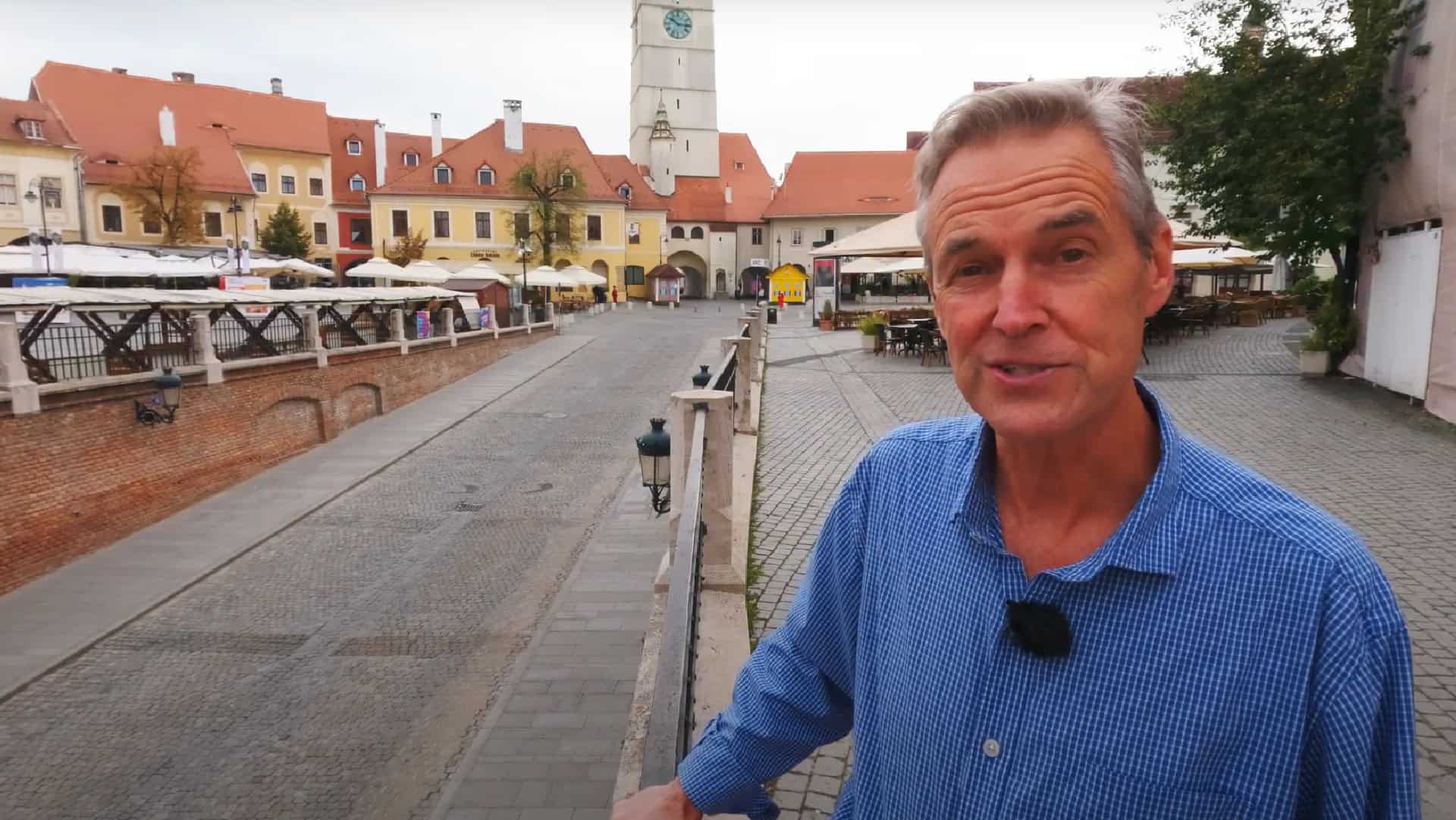 Un vlogger american se declară fascinat de Sibiu – “A spune că acest oraș este atractiv e o subestimare severă” (video)