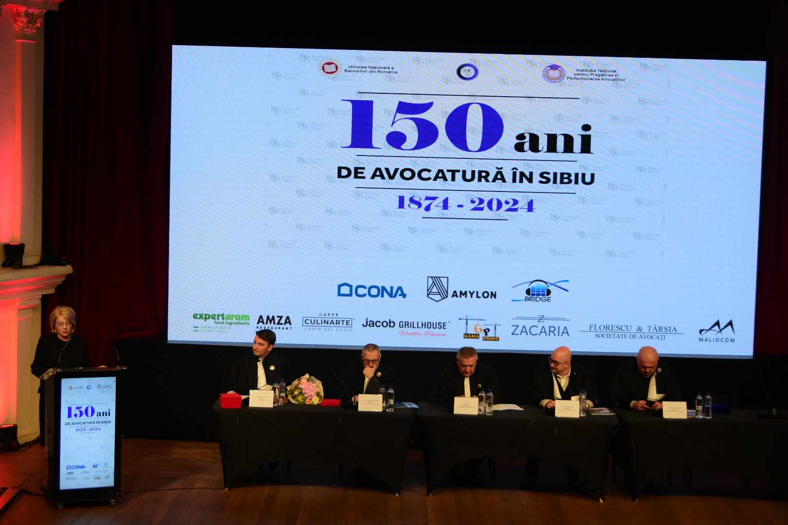 Zeci de magistrați și avocați la simpozionul dedicat celebrării a 150 de ani de avocatură la Sibiu. Decanul Alexandru Suciu: „ Astăzi ne onorăm istoria” (foto, video)