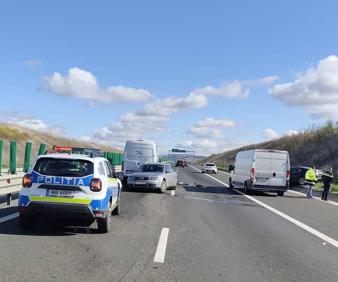 al treilea accident miercuri pe a1 sibiu - deva. două mașini s-au tamponat (foto)