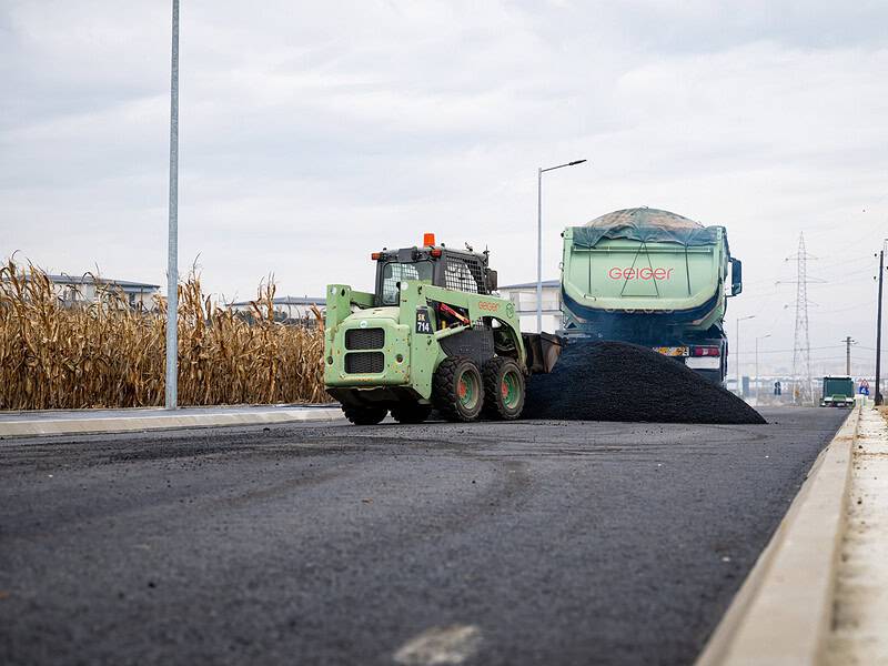 lucrările de modernizare la strada varșovia sunt aproape gata (foto)