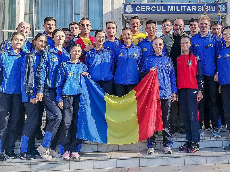 Studenți de la AFT Sibiu pe traseul albastru al Ștafetei Veteranilor (foto)