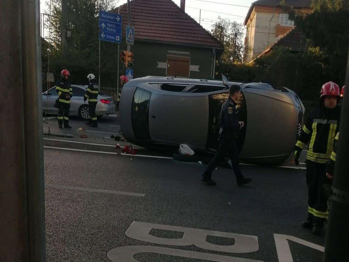 accident spectaculos pe rahovei. un șofer beat criță s-a răsturnat cu mașina (foto)